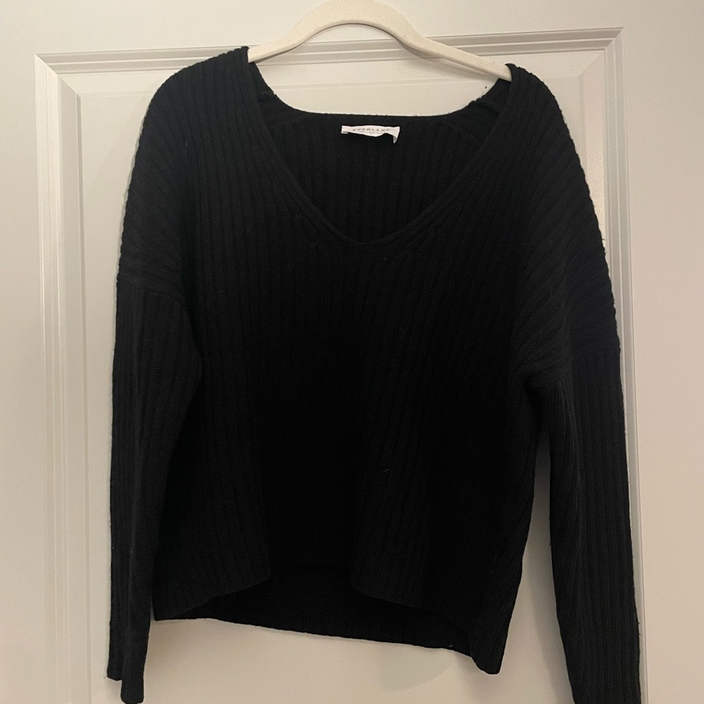Everlane Black V-Neck Women's Sweater